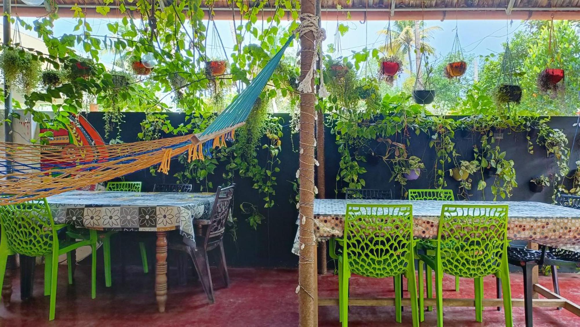 Marari Beach Cleetus Homestay Марарикулам Екстериор снимка
