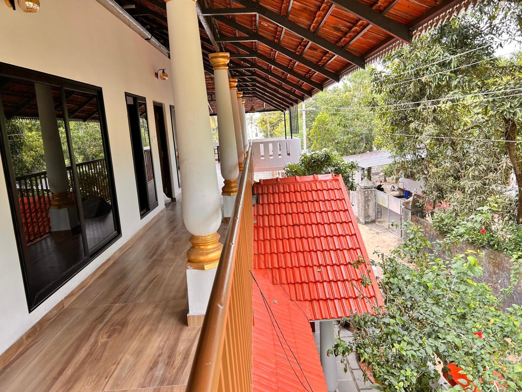 Marari Beach Cleetus Homestay Марарикулам Екстериор снимка