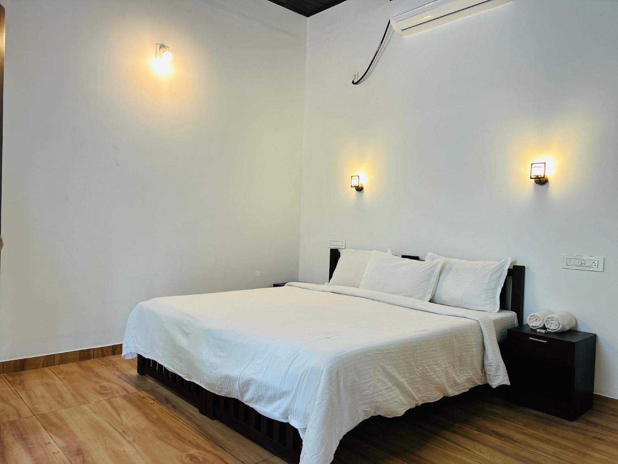 Marari Beach Cleetus Homestay Марарикулам Екстериор снимка