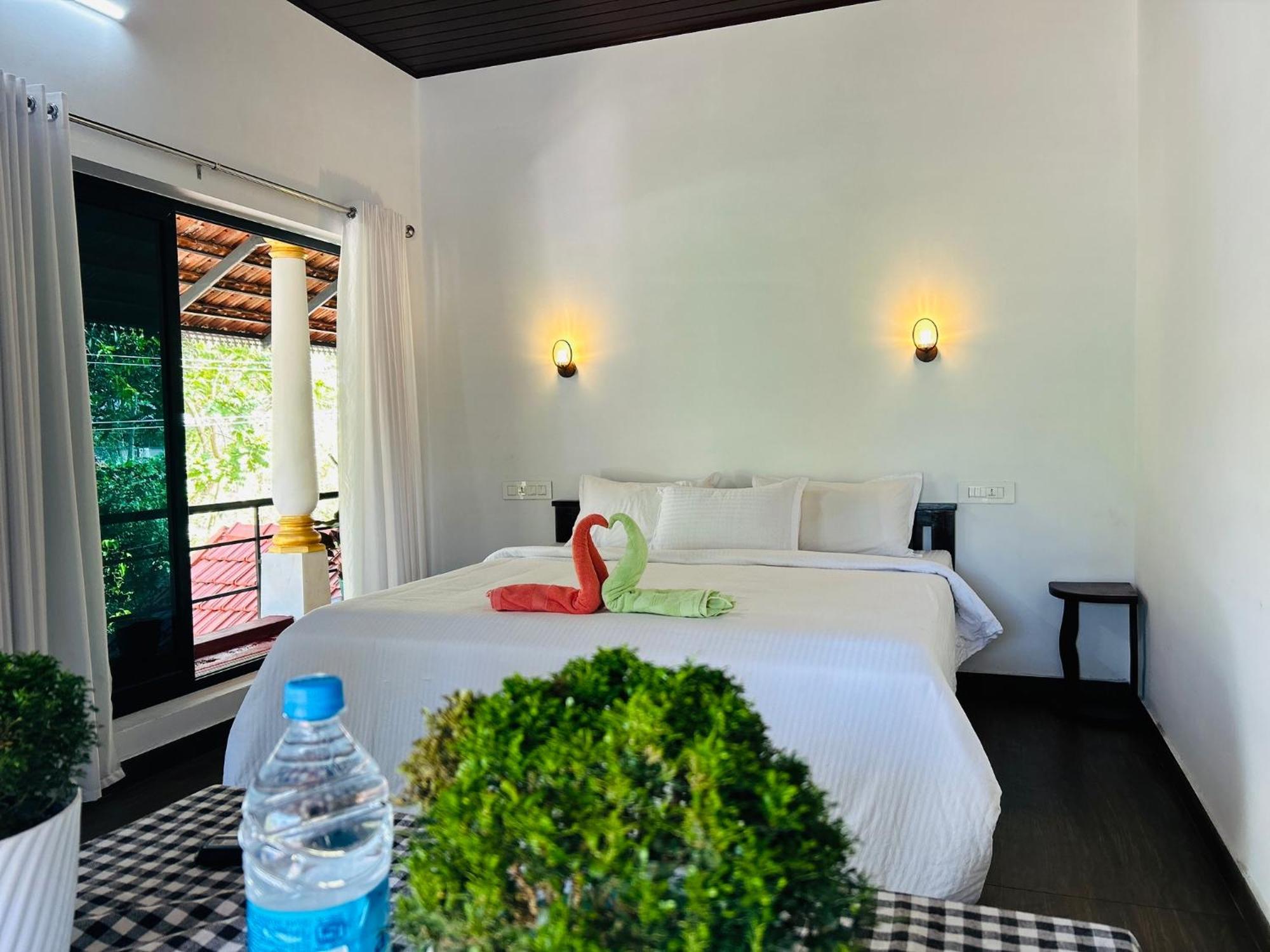 Marari Beach Cleetus Homestay Марарикулам Екстериор снимка