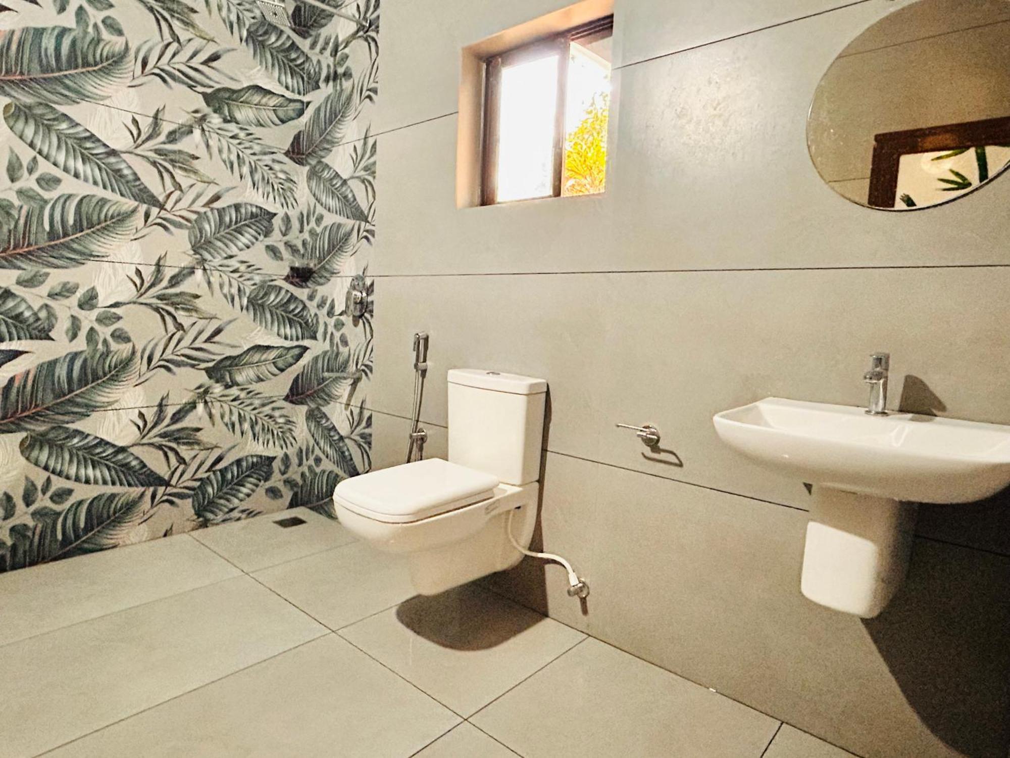 Marari Beach Cleetus Homestay Марарикулам Екстериор снимка